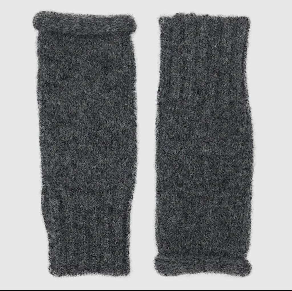 Gray Interwoven Alpaca Gloves